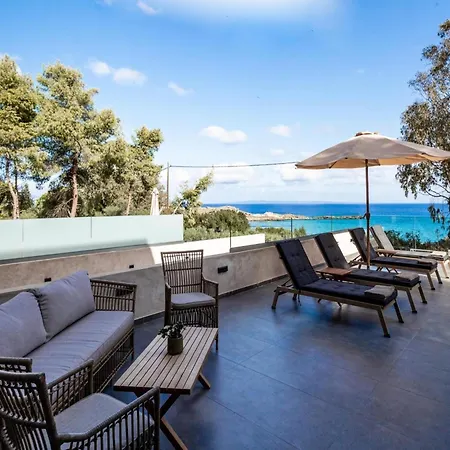 Villa In Zakynthos With Sea Views & Pool Vasilikí