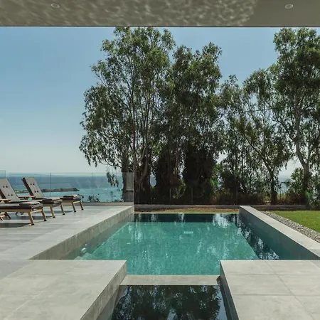 Villa In Zakynthos With Sea Views & Pool *